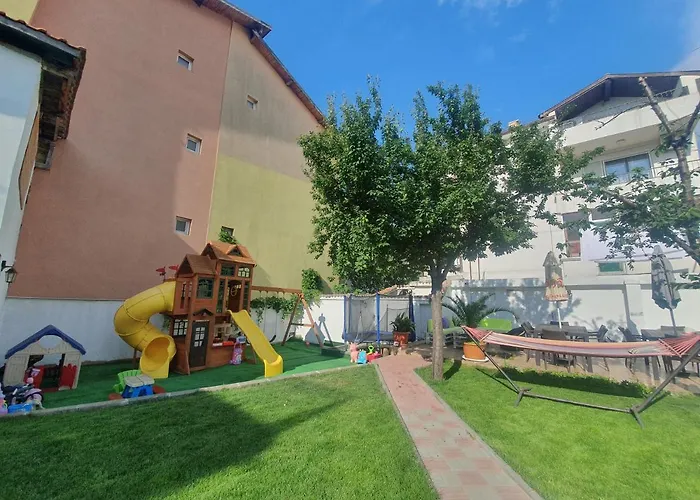 Cherry Garden Апартамент Свети Влас